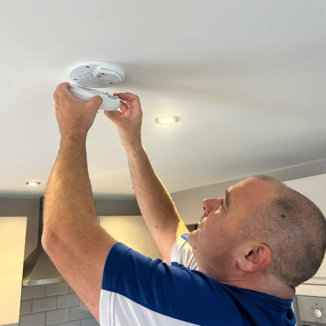 Smoke alarm installation service in Redditch